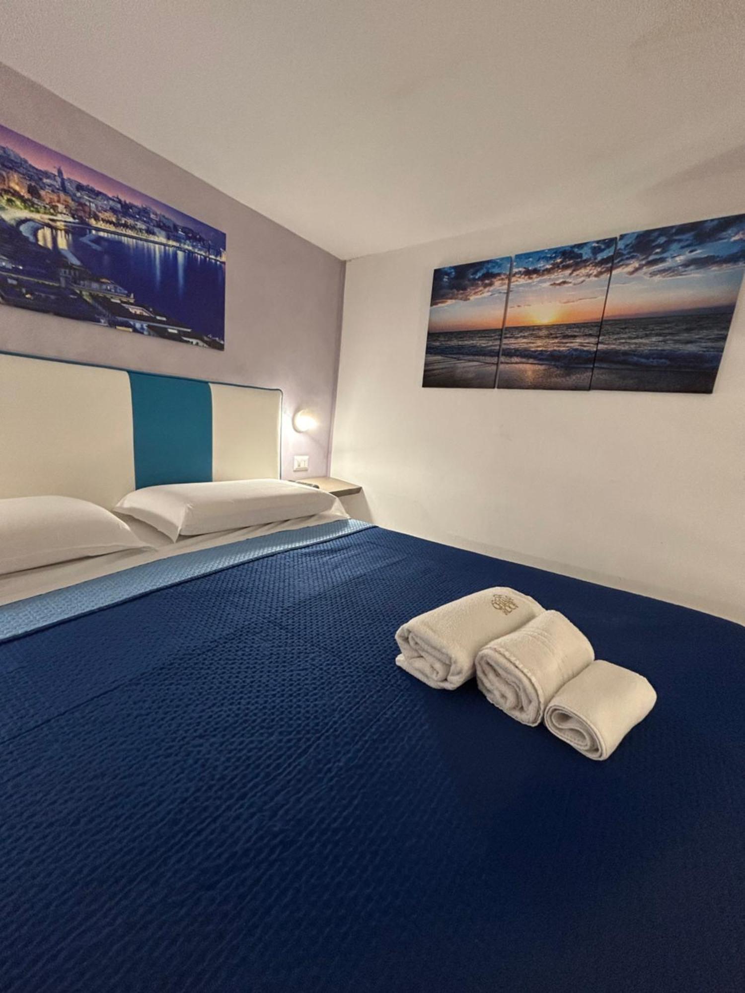Chiaia Roof Bed & Breakfast Napoli Dış mekan fotoğraf