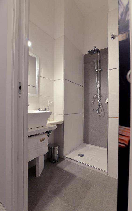 Chiaia Roof Bed & Breakfast Napoli Dış mekan fotoğraf